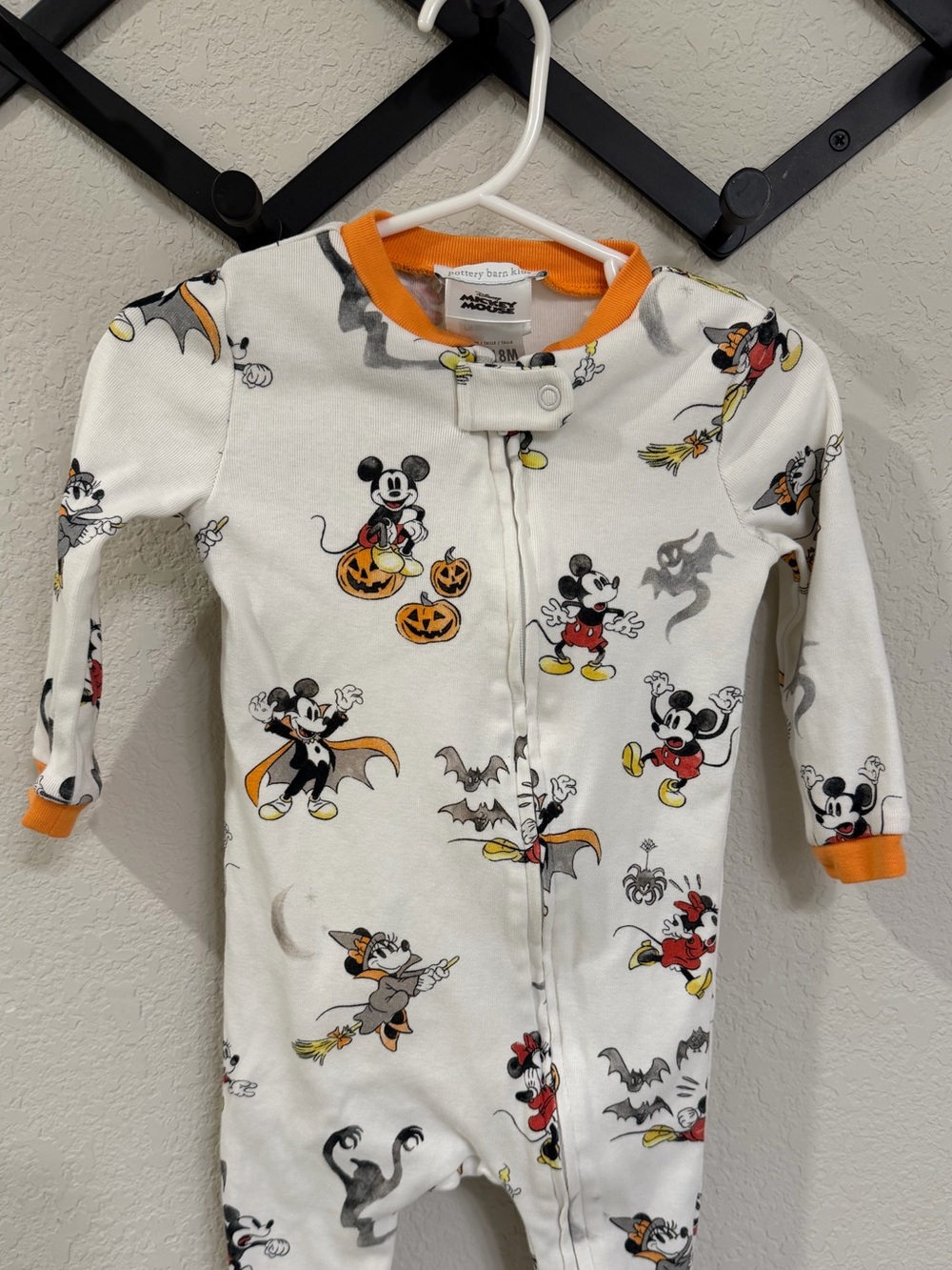Disney x Pottery Barn Kids Mickey Mouse Halloween Pajamas Organic Cotton - Picture 3 of 9